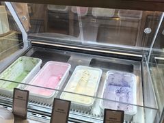 -大中华希尔顿酒店-念自助餐·嗨啤·小龙虾