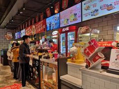 -CGV影城(滨江天街IMAX店)