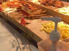 -四囍码头海鲜烧烤自助火锅(外滩南京东路悦荟广场店)