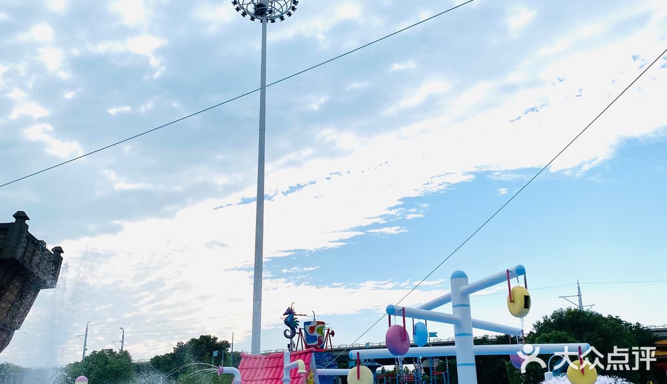 南京夏日消暑圣地 汤山欢乐水世界