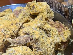 -BHC炸鸡(明洞总店)