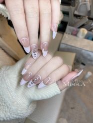 -Miss·A日式美甲美睫