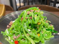 -聚鑫朋酸菜肥肠(文艺路口店)