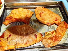 带骨猪扒-阪尚皇·原切牛排·烤肉火锅自助(北京路店)