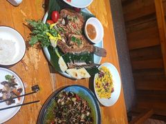-老滇山寨•云南特色菜•地方菜•民族风情歌舞表演(金碧店)