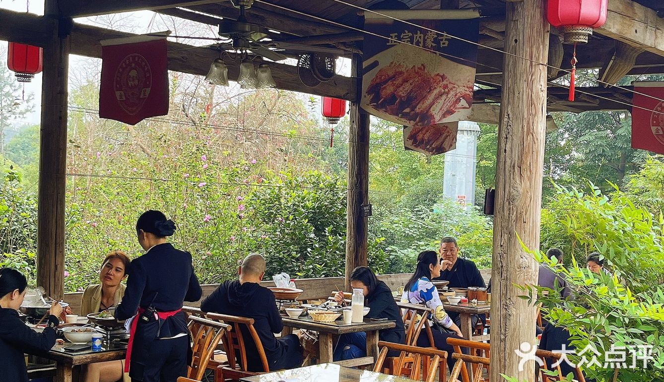 凭实力说话的湘菜馆，一整个爱住了‼️
