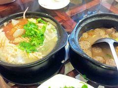 牛肉丸瓦罐和海鲜瓦罐-溢香苑瓦罐(前进路店)