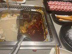 -海底捞火锅(曹安公路店)