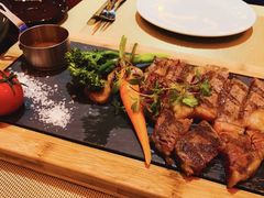 -YUE·6·西式融合餐厅(外滩六号店)