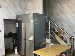 -白翔甜食店