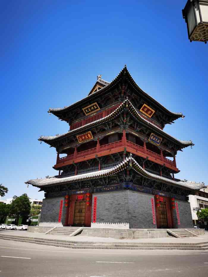 钟楼-"位置在大同的古城区里面,就在街道边上,很."-大众点评移动版