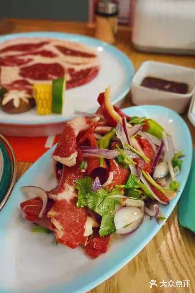 传说中的8零9零烤肉，果然名不虚传👍