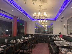 -新白鹿餐厅(百联中环店)