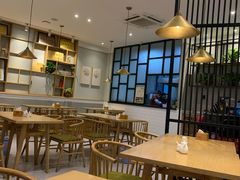 大堂-镇南锅盖面馆(解放路店)