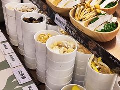 -楠小云·云南鲜菌·鲜牛自助火锅(九眼桥店)