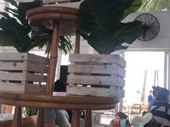 -Cha Cha's Beach Cafe