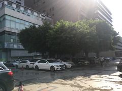 -华威达牛庄(黄埔大道西店)