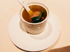 蟹粉松茸狮子头-老正兴菜馆(福州路店)