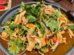 盐焗香辣手撕鸡-来龙里 精致 东南亚餐室(万象城店)