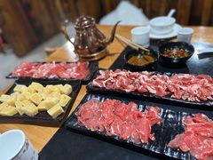 -果松木炭酸菜铜火锅·外婆参鸡汤