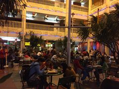 -海口骑楼小吃街