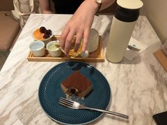 -théATRE 茶聚场(王府中環店)