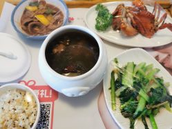 -喜喜·全套房月子会所(罗宾森广场店)