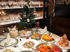 -Mogul Eatery·大亨餐酒馆