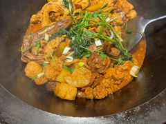 -山河屯铁锅炖·非遗东北菜(南山店)