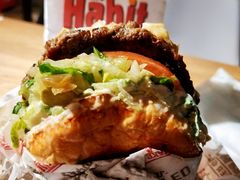 -The Habit Burger Grill 哈比特汉堡(复兴soho店)