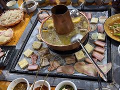 -香香腊排骨.野生菌火塘总店(束河店)