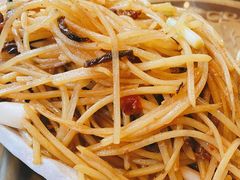 茄子鲊炒洋芋丝-醉云喃