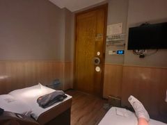 -新盈光·云会所(百丈东路店)