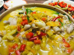 野山椒煨牛蛙-潇湘阁(昆泰国际大厦店)