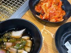 -肉甲韩国木炭烤肉(新壹街1店)