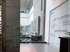-成都中升之星奔驰4S店