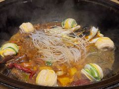 -万里闯关东铁锅炖菜馆(高新旗舰店)