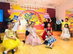 -蓝话筒·少儿成人演讲口才·主持朗诵·戏剧表演(大华第一坊店)