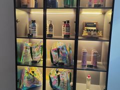 -涨巢·潮玩水疗局