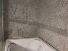 -上海虹桥西郊假日酒店