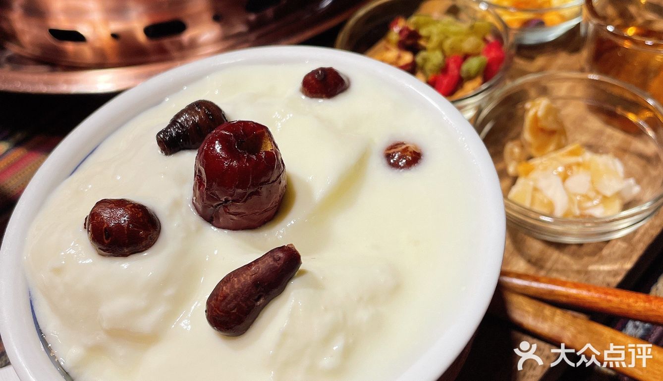 来一碗热乎乎肉量满满的藏式火锅吧