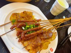-范二妹独特烧烤夜宵城(宜宾总店)