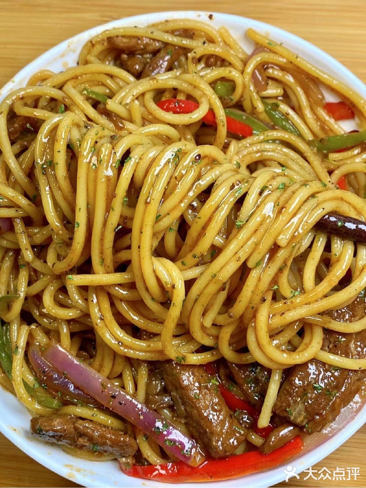 巨巨巨好吃的黑椒牛柳意面[色]
