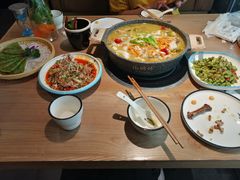 -山城外·非遗酸菜鱼(蜀都万达店)