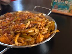 -满格嗦新疆椒麻鸡火锅.炒米粉(川大江安校区店)