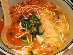 -刀小蛮半只鸡过桥米线(家乐福四元桥店)