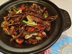 -云海肴·汽锅鸡·云南代表菜(天山百盛优客店)