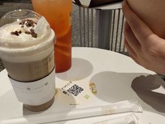 -奈雪的茶(湖滨银泰in77C区PRO店)