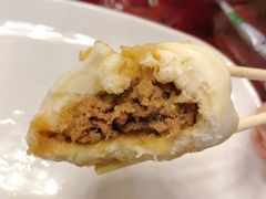 猪肉大葱包-老陶包子铺(南大西南村店)