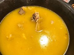 -鲜入围煮花胶鸡海鲜火锅